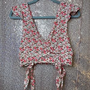 Altar’d State Floral Crop Top